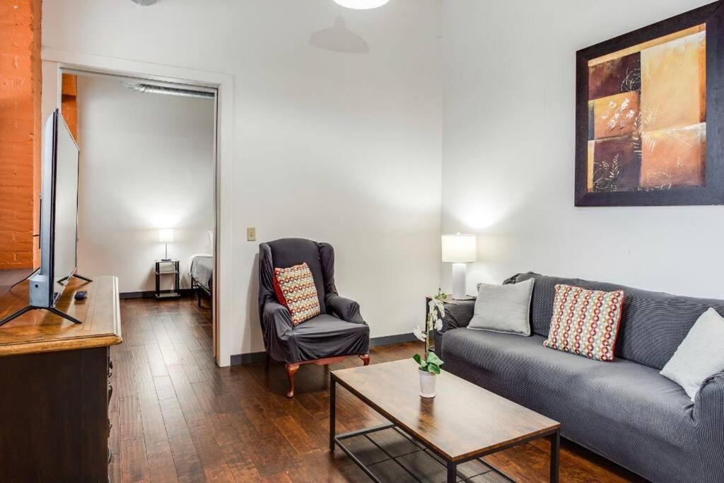 Appartement Centric Ny Style Loft W/King Bed à Rochester Extérieur photo